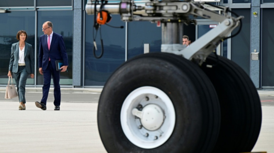 Zahl der Beh&ouml;rden-Dienstreisen per Inlandsflug seit Pandemie stark gestiegen