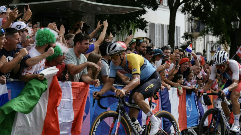Evenepoel gewinnt auch Stra&szlig;enrennen