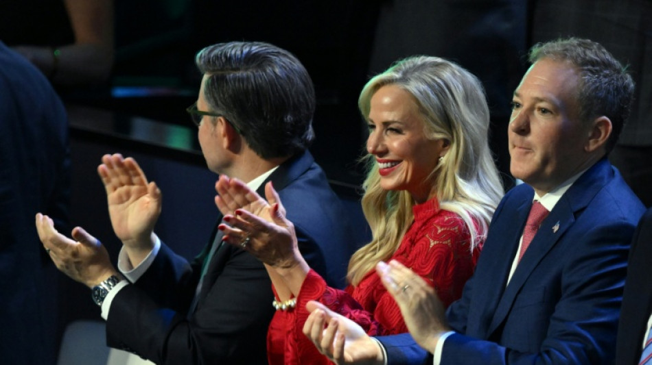 Trump listo para eliminar l&iacute;mites de emisiones de carbono para centrales el&eacute;ctricas