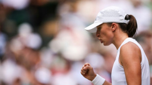 Swiatek into first Wimbledon semi-final