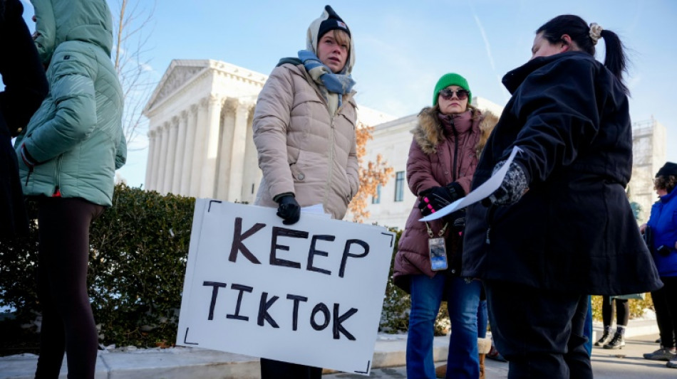 Trump revela negocia&ccedil;&otilde;es com quatro grupos para a compra do TikTok