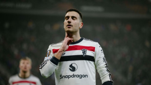 Manchester United e Tottenham vencem e avan&ccedil;am &agrave;s oitavas da Liga Europa