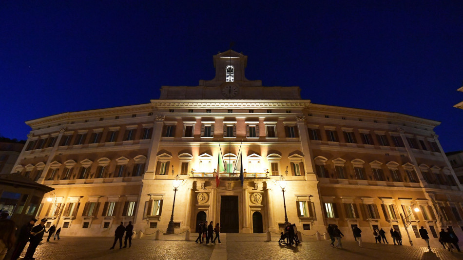 Bozza risoluzione di maggioranza, rafforzare gli aiuti civili all'Ucraina