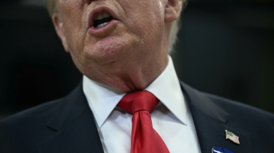  Trump gibt vorzeitig Stimme f&uuml;r US-Kongresswahl ab 