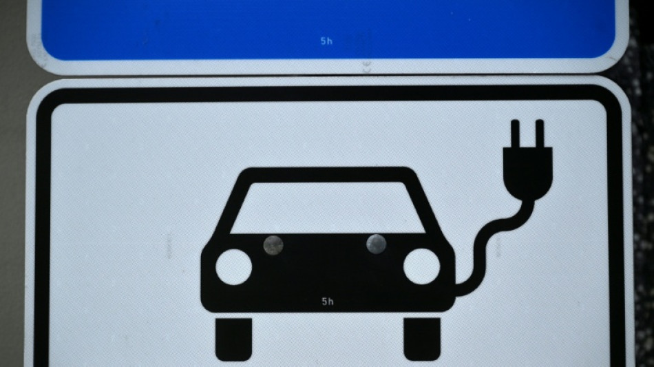  Automobile: l'&eacute;lectrique repr&eacute;sentera pr&egrave;s d'un tiers des ventes en 2026, estime l'AIE 