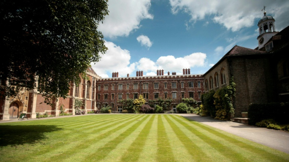  Cambridge academic in plagiarism row publishes memoir 