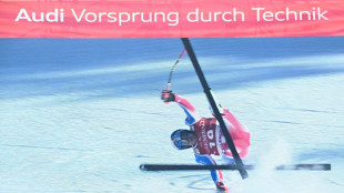 Ski alpin: chute de Pinturault lors du Super-G de Kitzb&uuml;hel