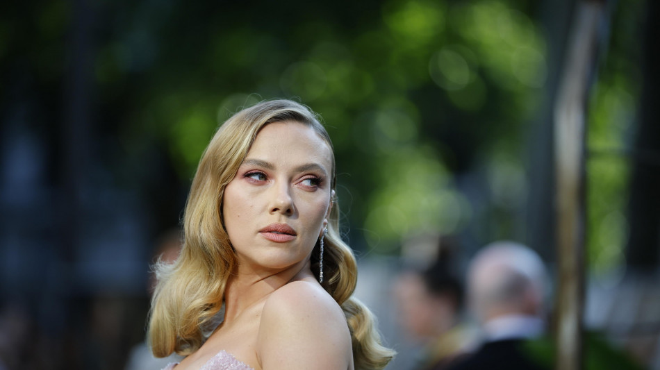  Scarlett Johansson, 'nei primi anni 2000 Hollywood difficile per le giovani attrici' 