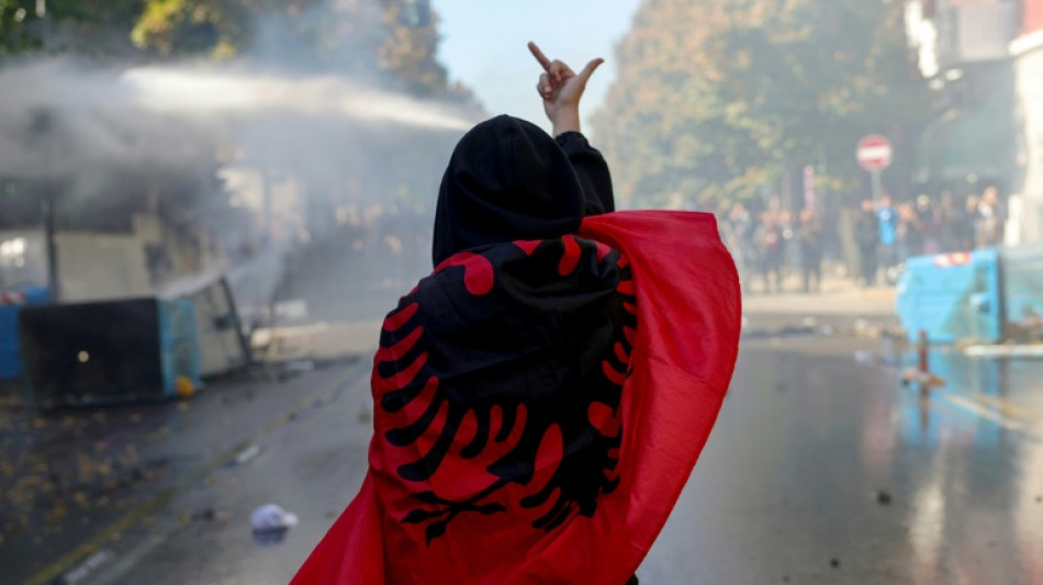  Hunderte Menschen demonstrieren erneut gegen Regierung in Albanien 