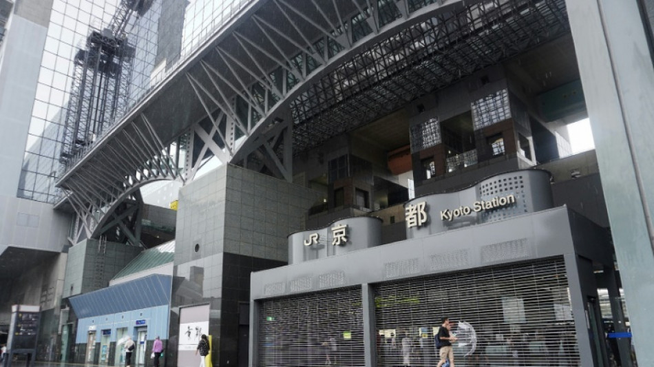 Tropensturm "Lan" zieht &uuml;ber Japans gr&ouml;&szlig;te Insel hinweg