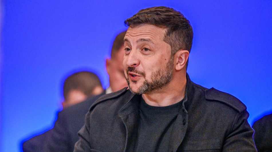 Zelensky, 'incontro in Turchia pu&ograve; far finire la guerra'