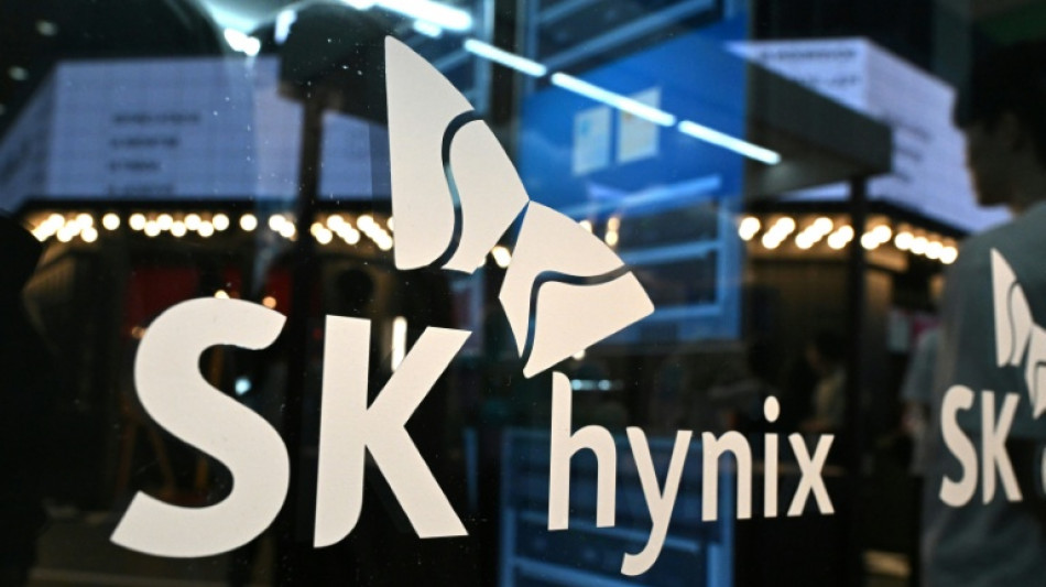  Chip giant SK hynix posts record quarterly profit on AI boom 