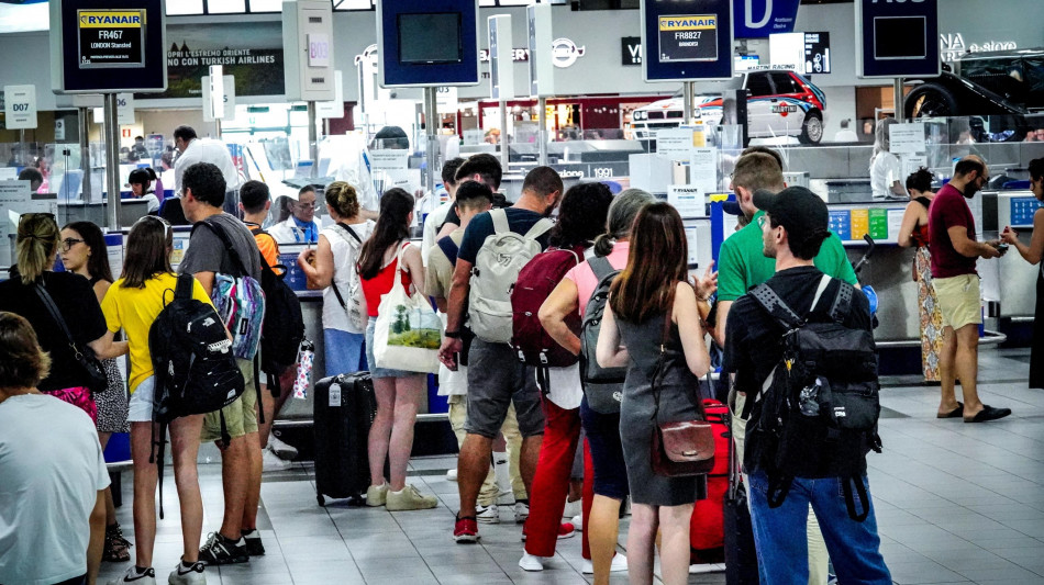 Non sono pi&ugrave; necessari documenti per imbarco voli Italia-Ue