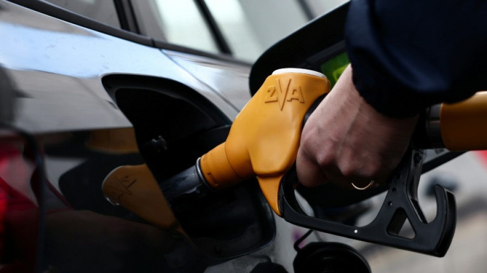  Benzinpreis auf neuem Allzeithoch - Dieselpreis ganz knapp davor  