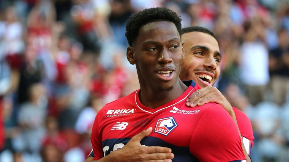 Foot: Marseille et Lille impressionnent, la Ligue 1 d&eacute;marre en trombe