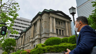 Japanische Zentralbank hält an lockerer Geldpolitik fest