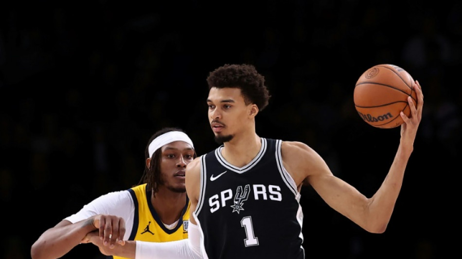 Wembanyama est&aacute; fora do restante da temporada da NBA devido a uma trombose