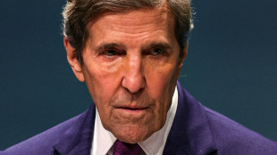 Climat: John Kerry encourage "l'innovation" et la "technologie" pour sortir des énergies fossiles