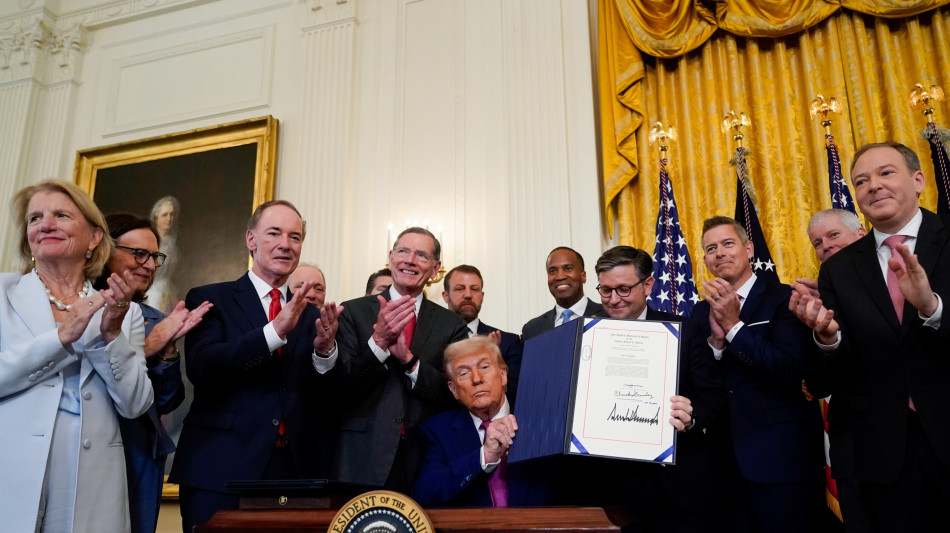 Trump, potrei annunciare aumento dazi su import auto