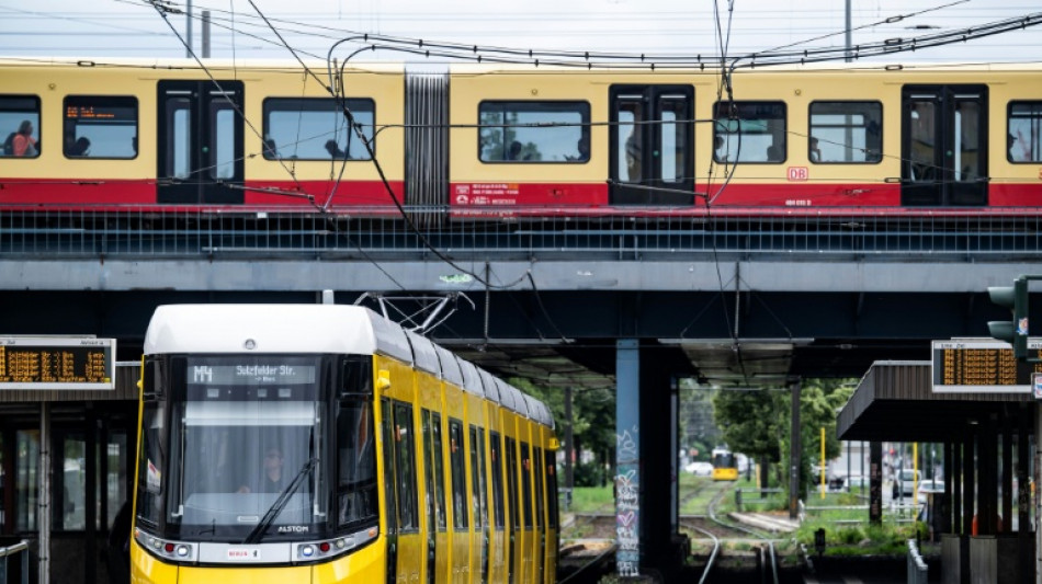  Verkehrsminister: Preis vom Deutschlandticket steigt ab 2027 auf 66,80 Euro 