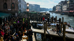Veneza lançará, em abril do ano que vem, taxa contra excesso de visitantes