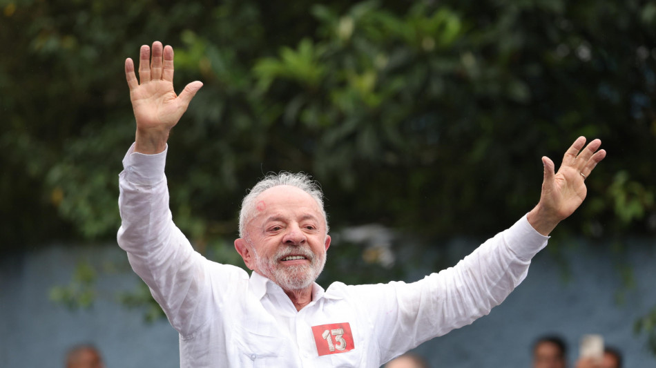  Proiezione di Datafolha: 'Lula ha vinto' 