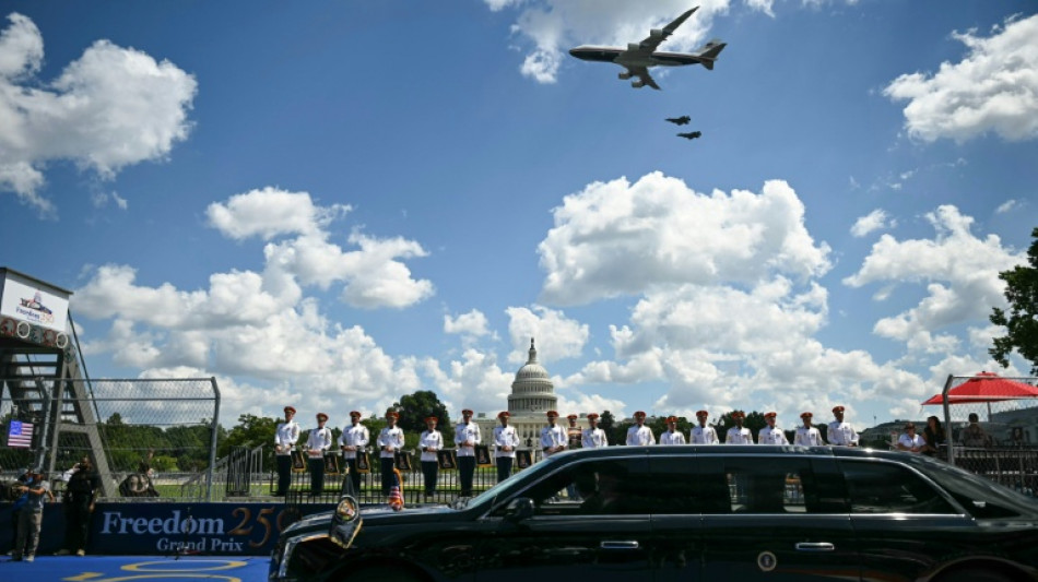  Abschluss der 250-Jahr-Feierlichkeiten: Trump veranstaltet Autorennen in Washington 