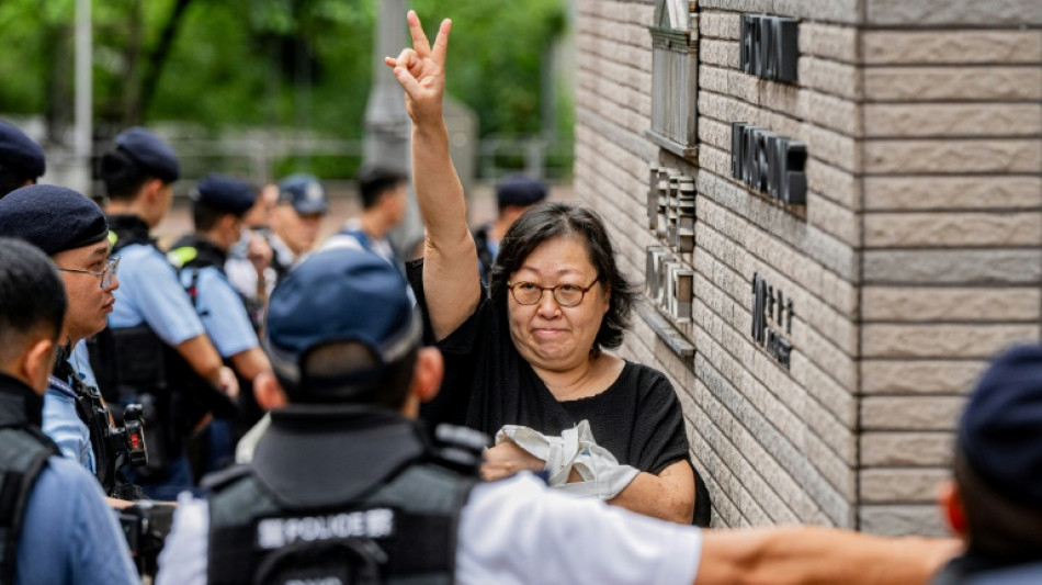  Hong Kong condena ativistas pr&oacute;-democracia por 'incita&ccedil;&atilde;o &agrave; subvers&atilde;o' 