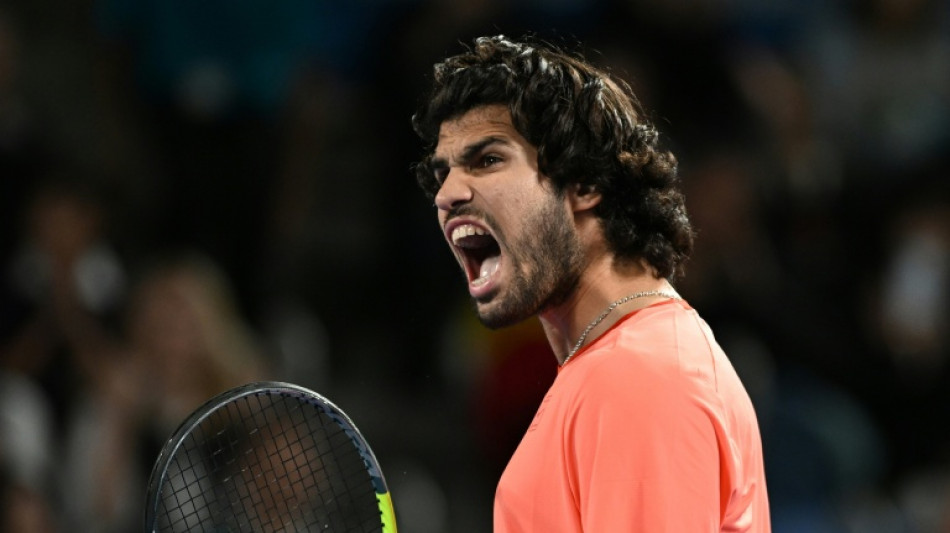  Alcaraz vence Munar de virada e vai enfrentar Leheck na final do ATP 500 de T&oacute;quio 
