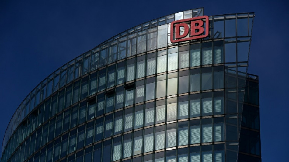 Deutsche Bahn 2021 erneut mit Verlust - Umsatz aber wieder &uuml;ber Vorkrisenniveau