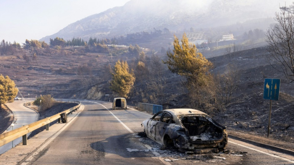  Toter bei Waldbrand in Kroatien - Hunderte Menschen in Griechenland evakuiert 