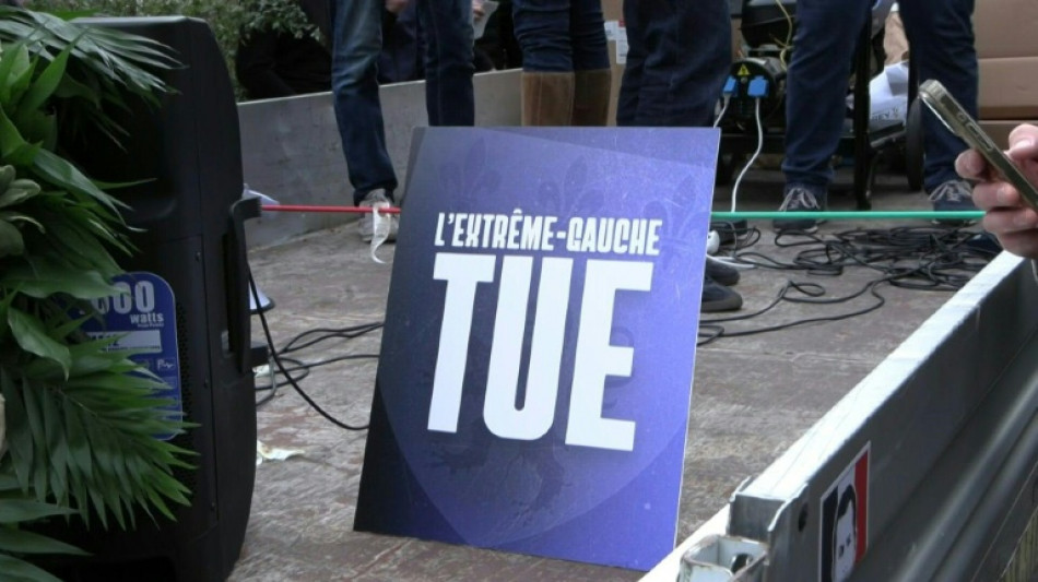 A la marche pour Quentin Deranque, col&egrave;re contre "la racaille antifa"