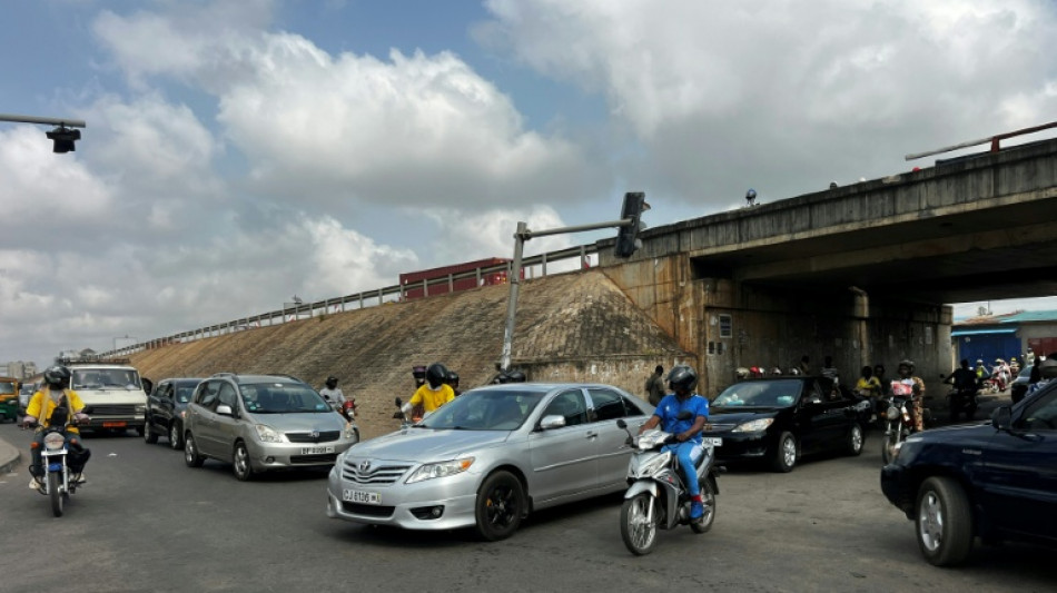  Tentative de coup d'État au Bénin, la présidence dit garder le contrôle 