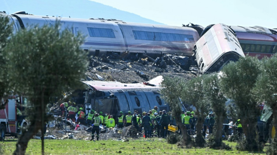  Hochgeschwindigkeitsz&uuml;ge kollidieren in Spanien: Mindestens 30 Todesopfer 