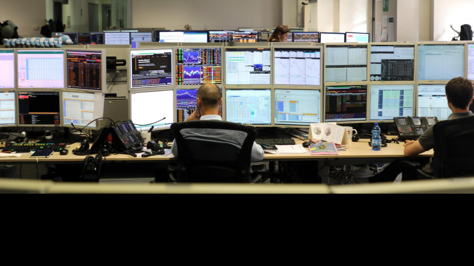  Lo spread Btp-Bund volatile, lima a 123 punti base 