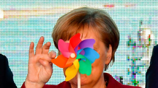 Bericht: Kanzleramt zahlt weiterhin Styling von Altkanzlerin Merkel 