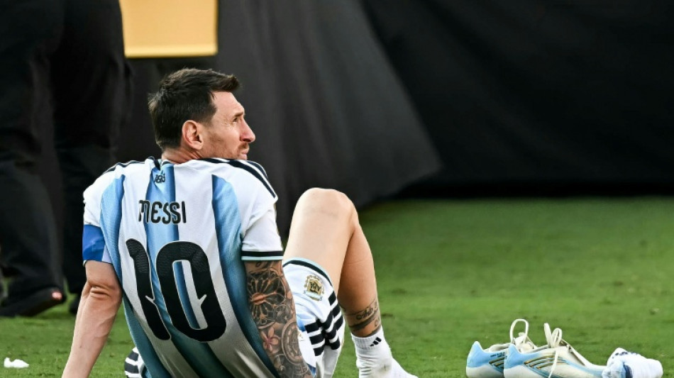  Messi anuncia su retiro de la selecci&oacute;n de Argentina 