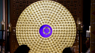 Reliquie der Dornenkrone in Pariser Kathedrale Notre-Dame zur&uuml;ckgebracht 