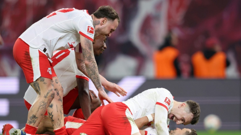  RB Leipzig goleia Hoffenheim (5-0) e assume 3&ordm; lugar no Alem&atilde;o 