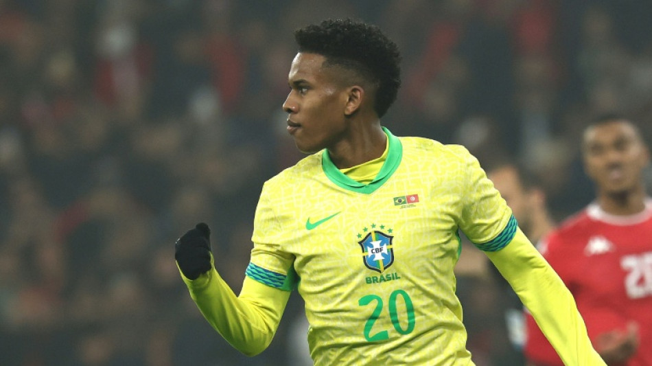  Est&ecirc;v&atilde;o viver&aacute; cada minuto como "uma final" em seu retorno &agrave; sele&ccedil;&atilde;o 