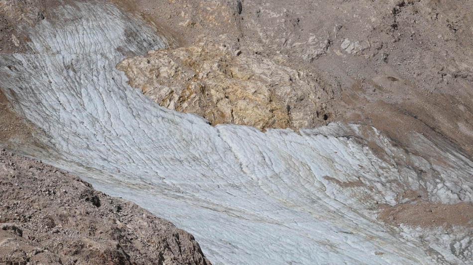  Il 3% dei ghiacciai causa la perdita di oltre la met&agrave; dei ghiacci 
