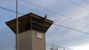 Est&atilde;o 'em curso' primeiros voos com migrantes dos EUA para Guant&aacute;namo (Casa Branca)
