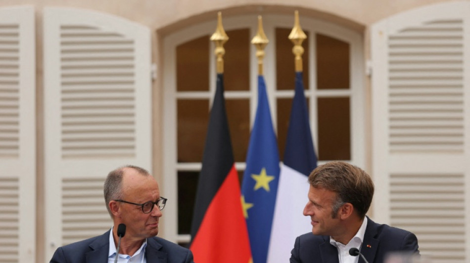 Macron et Merz scellent &agrave; Br&eacute;gan&ccedil;on le "reset" franco-allemand