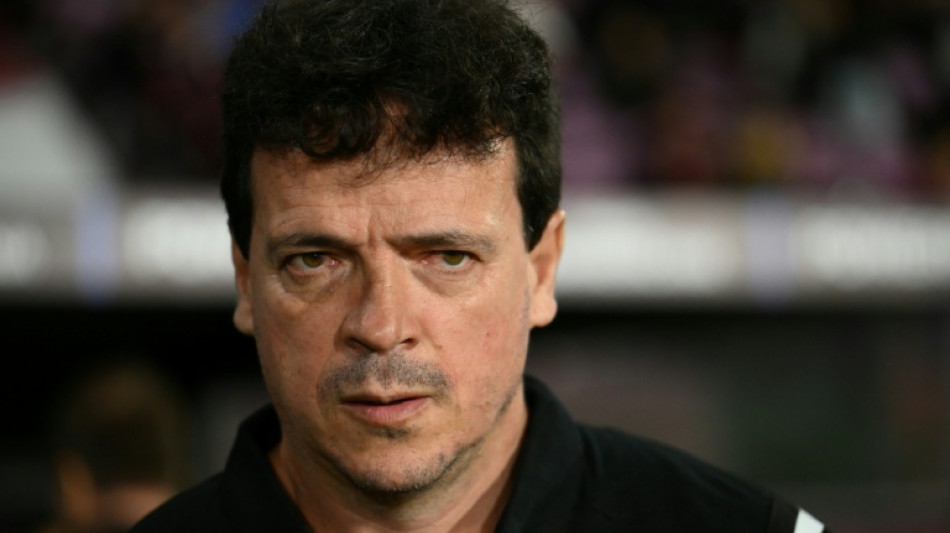  Diniz inicia miss&atilde;o de reerguer Corinthians contra o Platense na Libertadores 