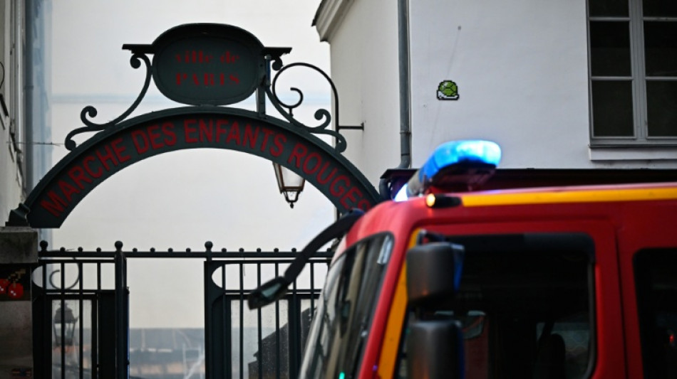  Un incendio arrasa con el mercado de comida callejera m&aacute;s antiguo de Par&iacute;s 