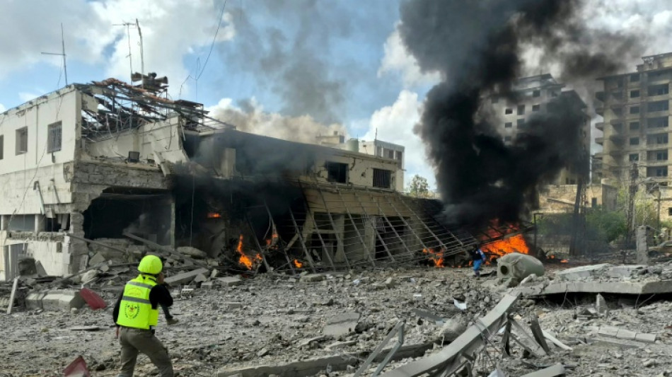  Lebanon PM says working to get Israeli troop withdrawal 