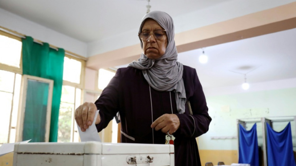  Historisch niedrige Beteiligung an Wahl in Algerien  - regierungsnahe FLN siegt 