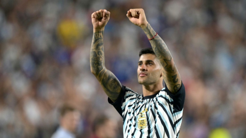  Atl&eacute;tico de Madrid anuncia contrata&ccedil;&atilde;o do zagueiro argentino Cristian Romero 