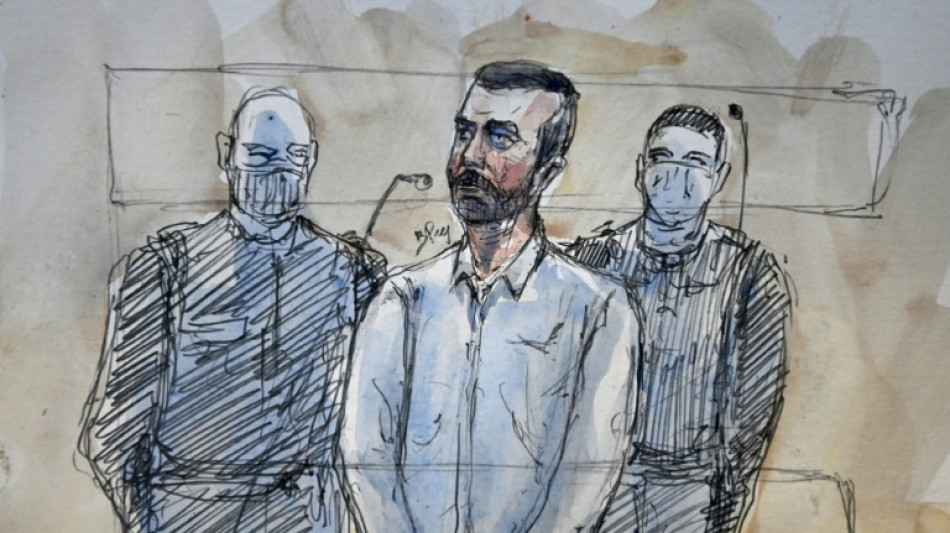 Nordahl Lelandais confront&eacute; aux images de Ma&euml;lys dans sa voiture