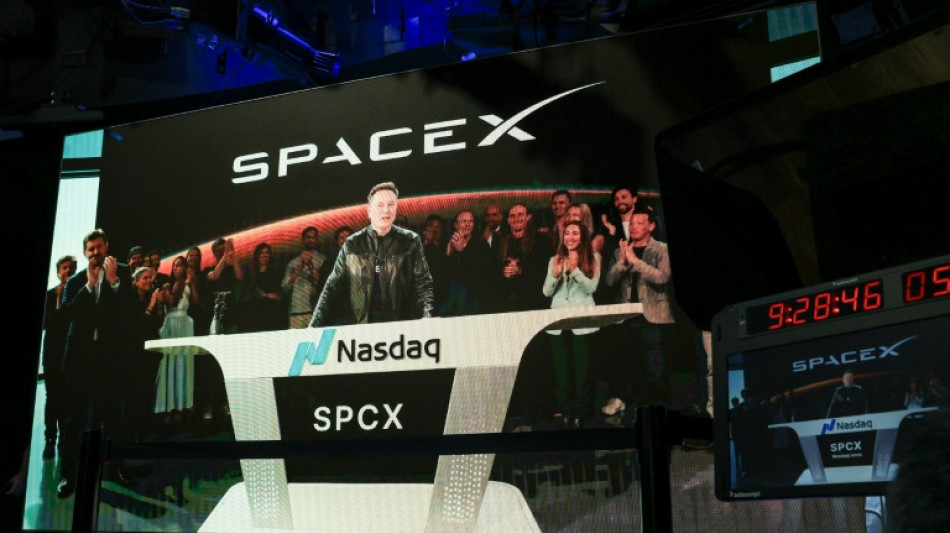  SpaceX-Aktie nach B&ouml;rsenstart auf H&ouml;henflug - Musk erster Billion&auml;r der Welt 
